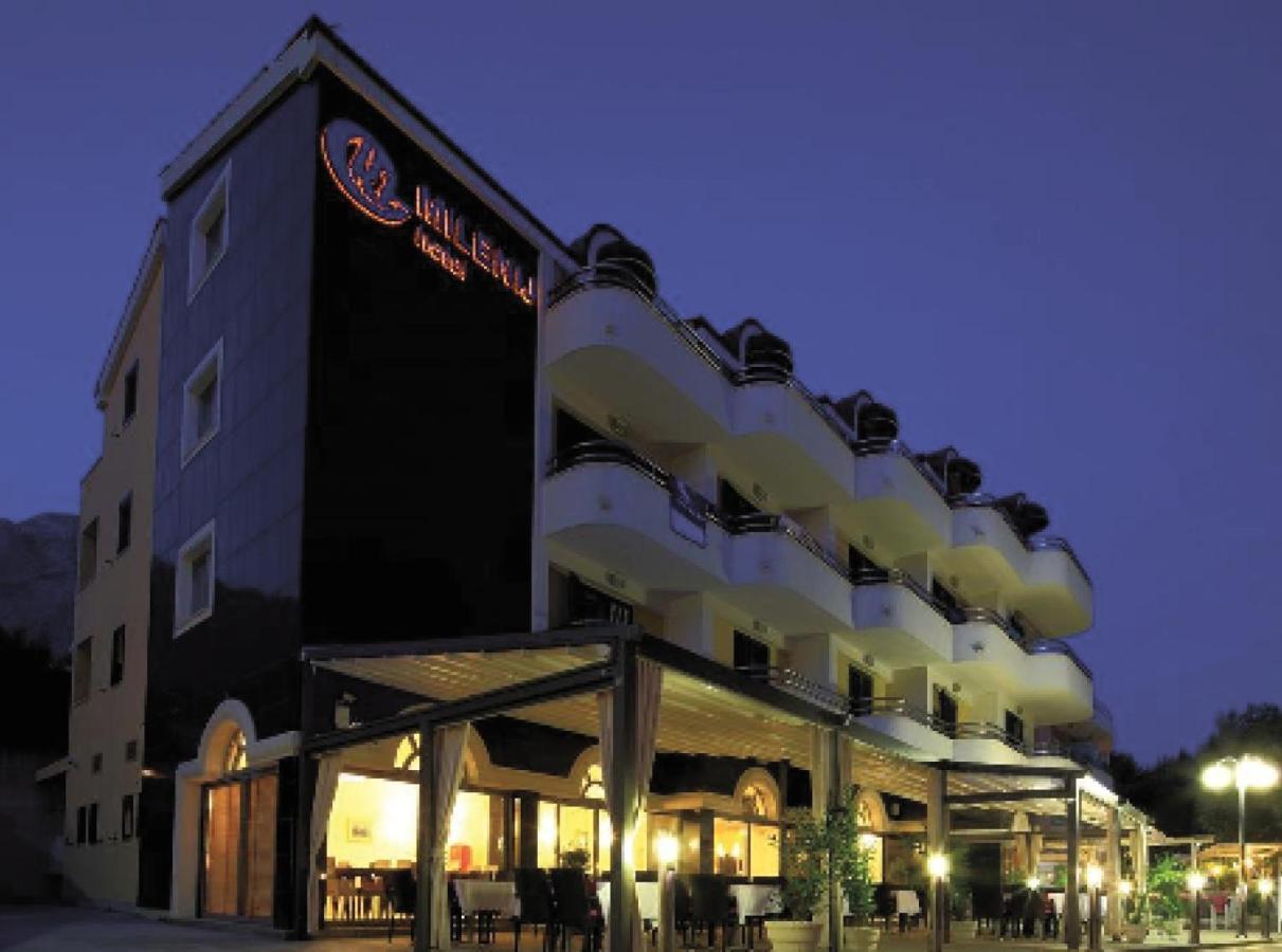 Hotel Milenij Makarska Exterior foto